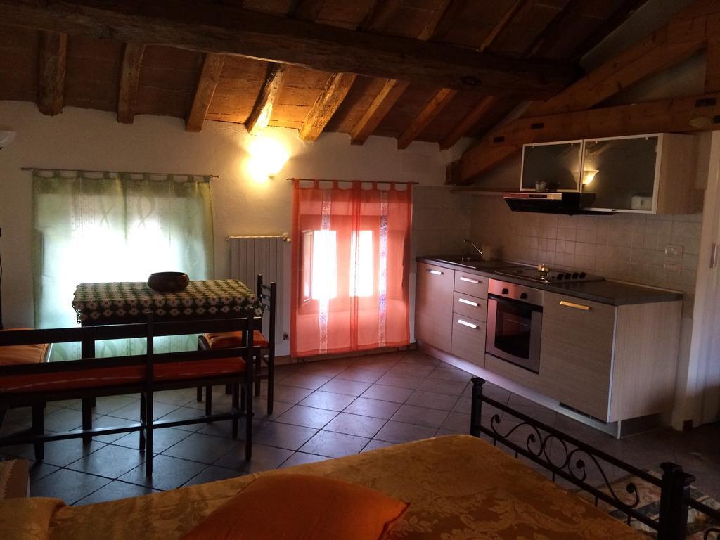 Yoghi & Bubu Apartment Gambolò Стая снимка